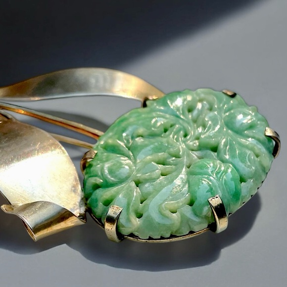 🌺RARE Vintage Sterling/Gold Jadeite Flower Brooch - Picture 6 of 16